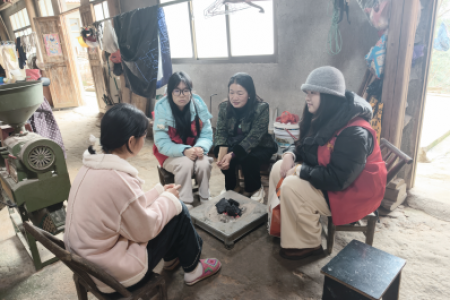 暖冬送暖，情系童心！怀化市“五溪心声・伴你童行” 关爱行动温暖启航​