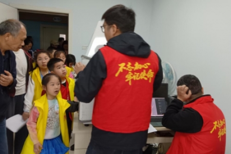 “快乐向阳 健康‘童’行”一健康科普活动