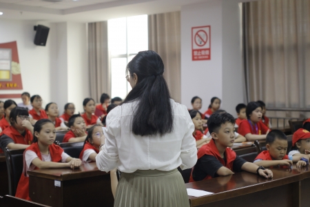 七彩假期 |【县图书馆】绘本阅读之旅 共探生命意义