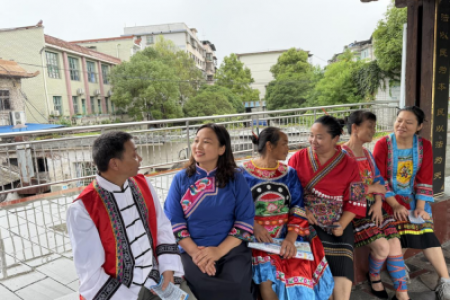 山歌嘹亮驱毒瘴  模式创新护民生