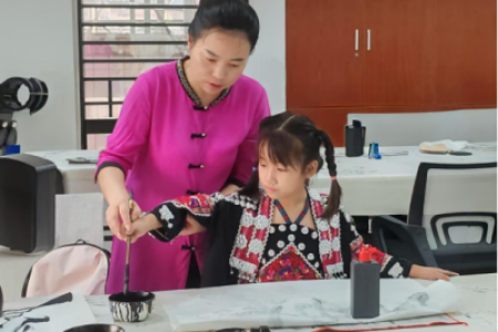 新晃县图书馆2025暑期书法成长营 圆满结营