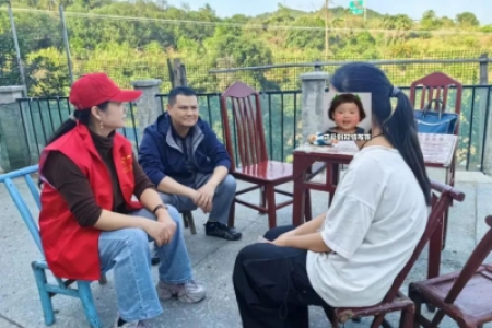 逆风飞翔 | 秋日朗照 情系学子