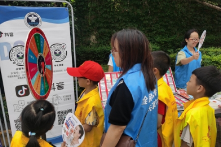 文明一起来|“邻里守望”志愿服务行动走进岳麓欧城