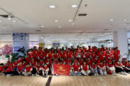 趣味运动齐上阵，活力赛场展笑颜
