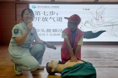 【喜迎全球湘商大会】雷锋青少年开展防溺水活动