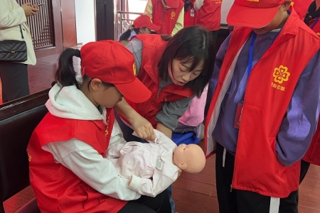 雷锋青少年积极参与 “第一目击证人” 活动，传递生命守护正能