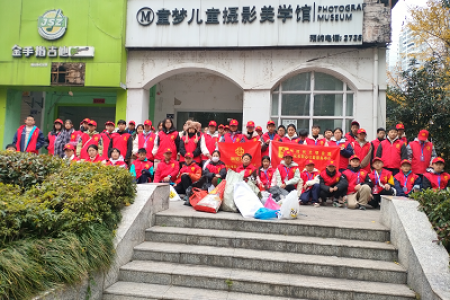 守护碧水，共筑青春梦