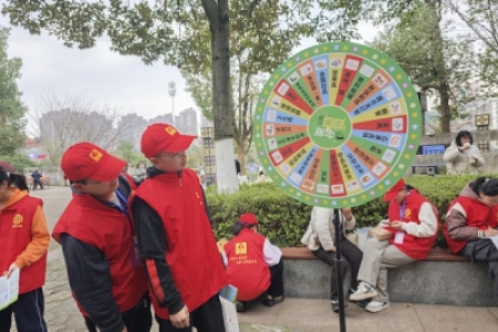 学雷锋，趣分类：青少年用小游戏开启环保新征程