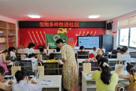 童心妙笔绘怀化，以画寄情迎旅发