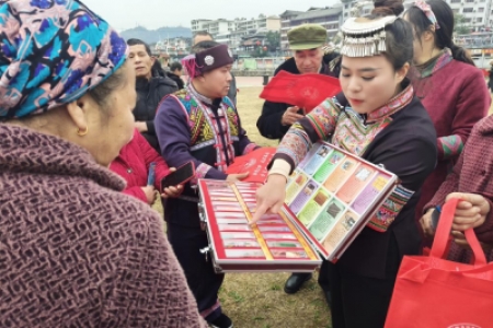 通道县志愿者协会元旦禁毒宣传：一场有说服力的全民动员