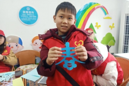 培苗小课堂：“启智润心，以艺赋能” 青少年手工艺志愿帮扶计划